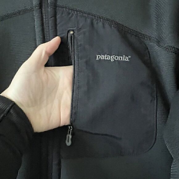 Vintage Patagonia Men's R2 Granular Jacket Size S Black Full Zip - Picture 4 of 11